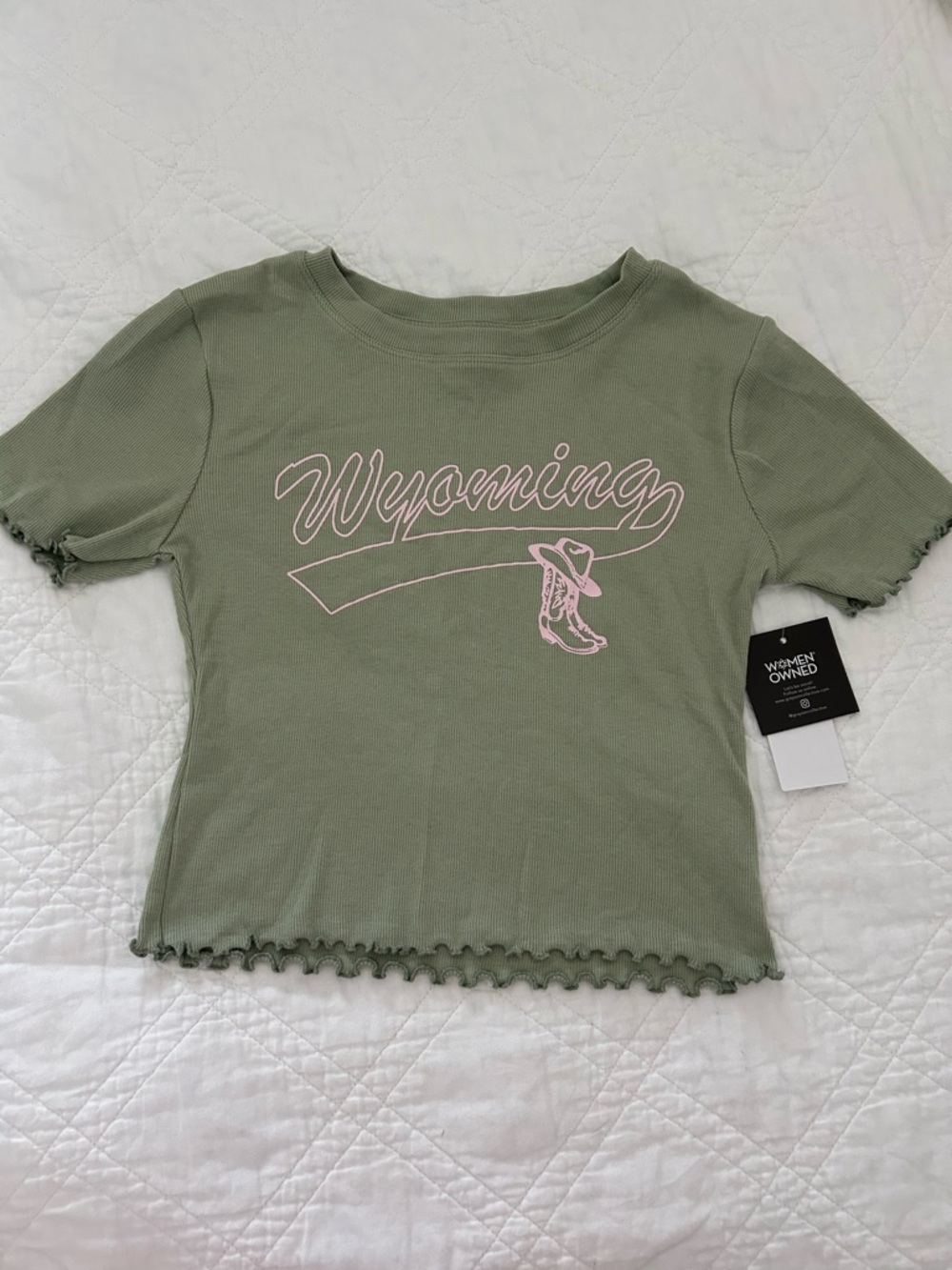 Wyoming Graphic Ruffle-Hem Crop Tee - Sage Green